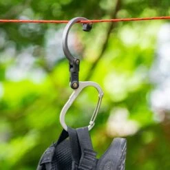 Heroclip Medium Gear Clip Woodland Hero 8 Heroclip Medium Gear Clip Woodland Hero -Condor || Mil-Tec || Klean Kanteen Sales Heroclip Medium Gear Clip Woodland Hero 03